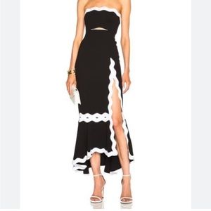 Wavy edge strapless dress